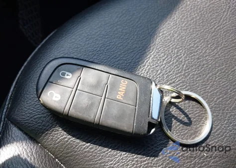 2020 Jeep Compass Latitude 4X4 from USA, damaged, VIN 3C4NJDBB3LT216649